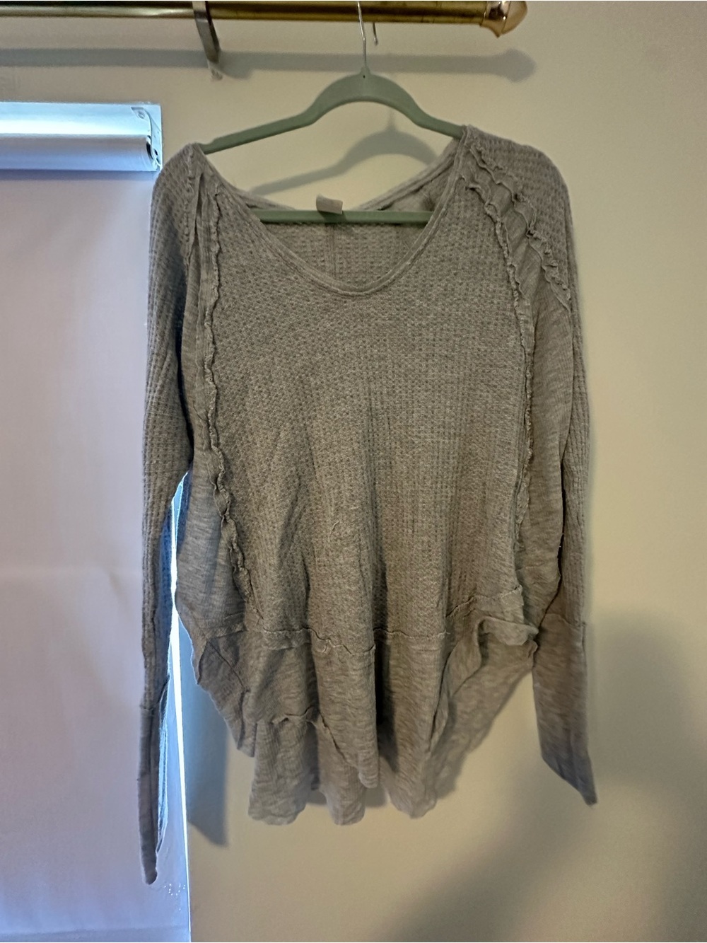 We The Free People Top Gray Waffle Knit Thermal Tunic Sz Medium